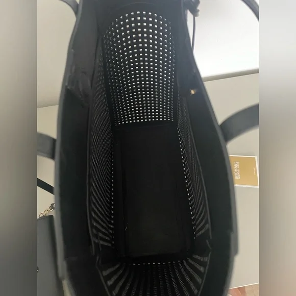 NWT Michael Kors Large Sinclair Tote - Picture 10 of 11